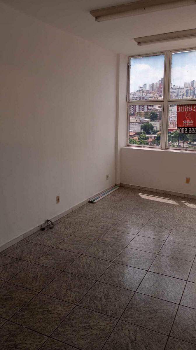 Sala, Nova Suíssa, 0 Quarto, 0 Vaga