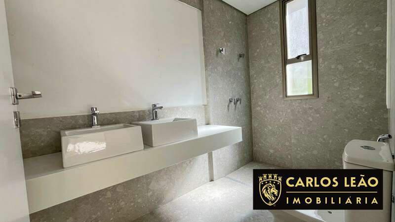 Apartamento, Cruzeiro, 4 Quartos, 4 Vagas, 2 Suítes