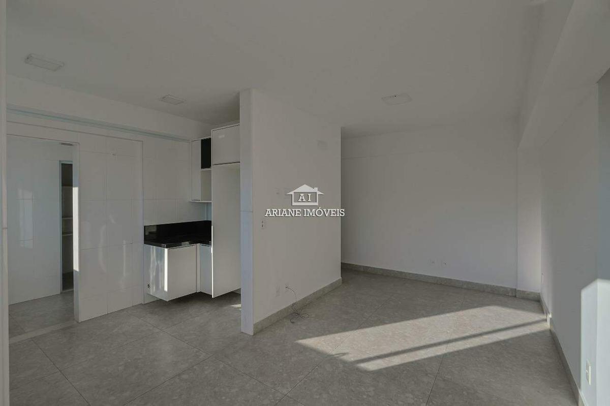 Apartamento, Vila Paris, 2 Quartos, 0 Vaga, 2 Suítes