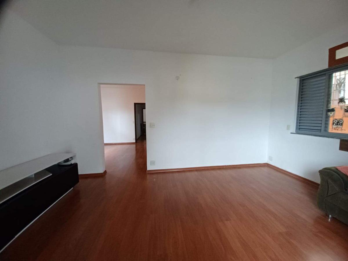 Casa, Nova Granada, 4 Quartos, 2 Vagas, 1 Suíte