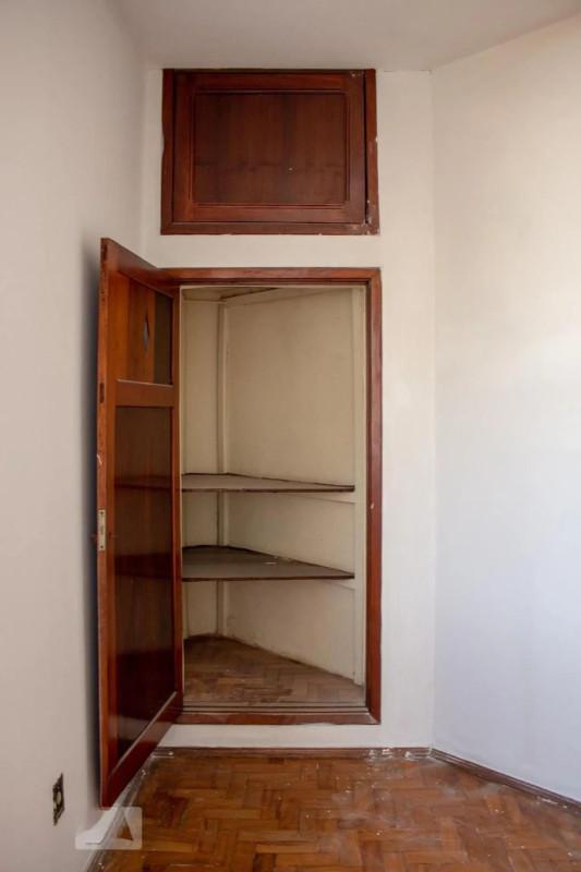 Apartamento, Centro, 3 Quartos, 0 Vaga, 2 Suítes