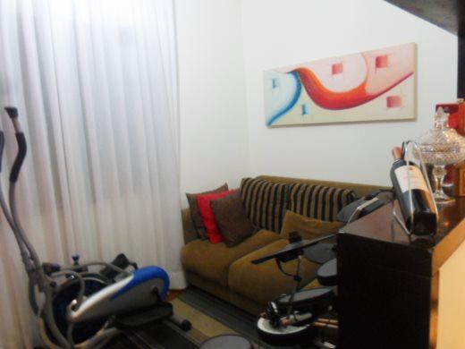 Casa, Planalto, 4 Quartos, 5 Vagas, 2 Suítes