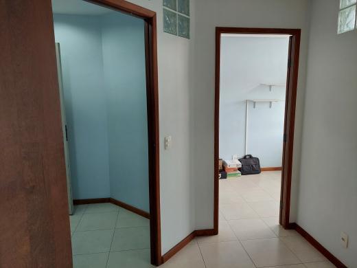 Sala, Santa Efigênia