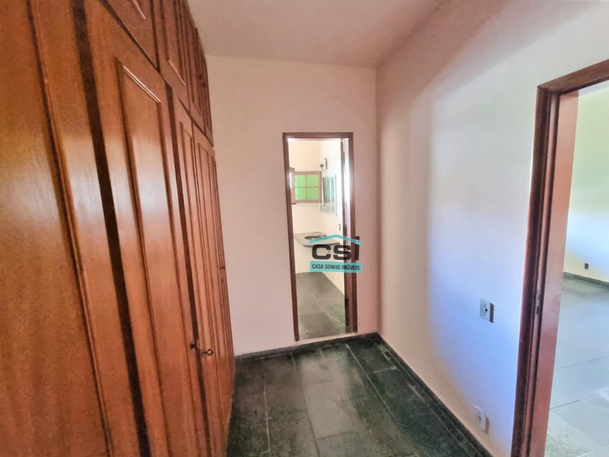 Casa, Cachoeirinha, 4 Quartos, 6 Vagas, 1 Suíte