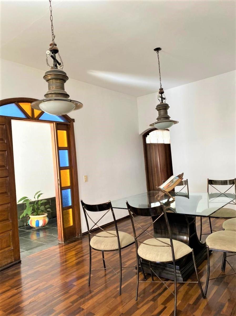 Casa, Sagrada Família, 3 Quartos, 5 Vagas, 1 Suíte