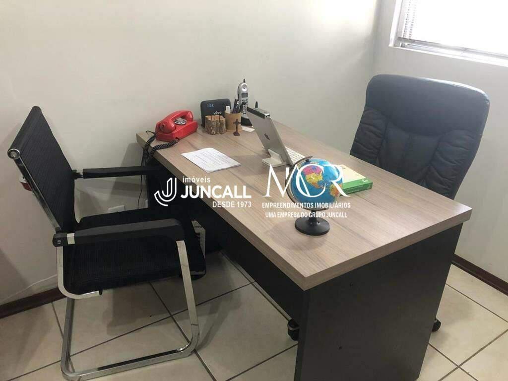 Sala, Centro