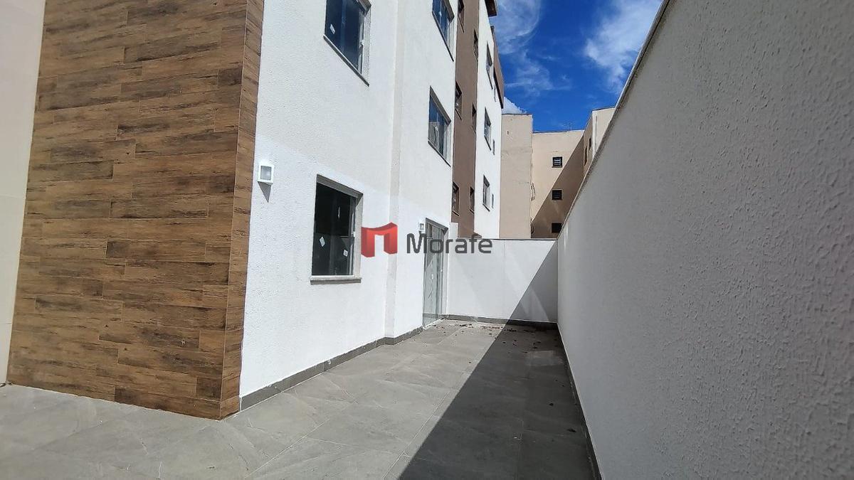Apartamento, Candelária, 2 Quartos, 1 Vaga