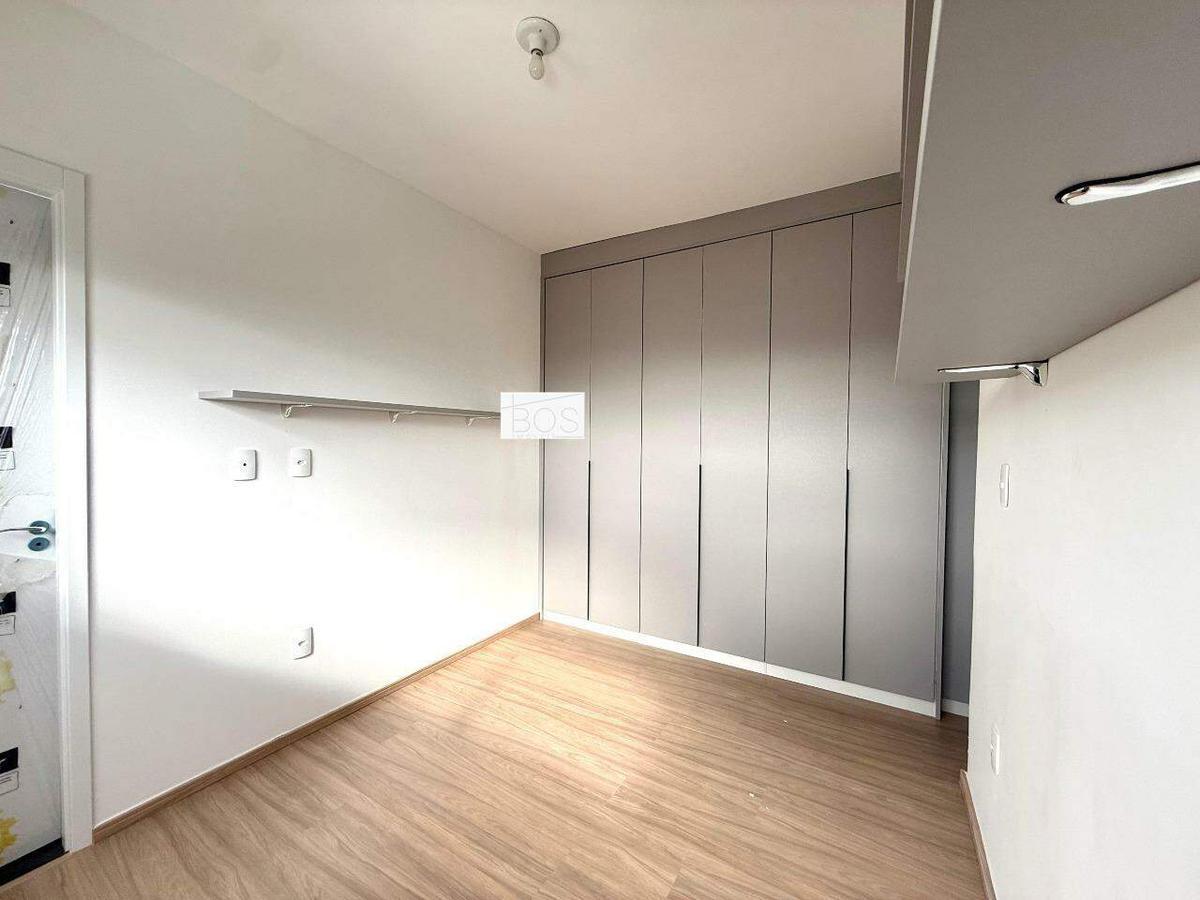Apartamento, Estoril, 2 Quartos, 1 Vaga, 1 Suíte