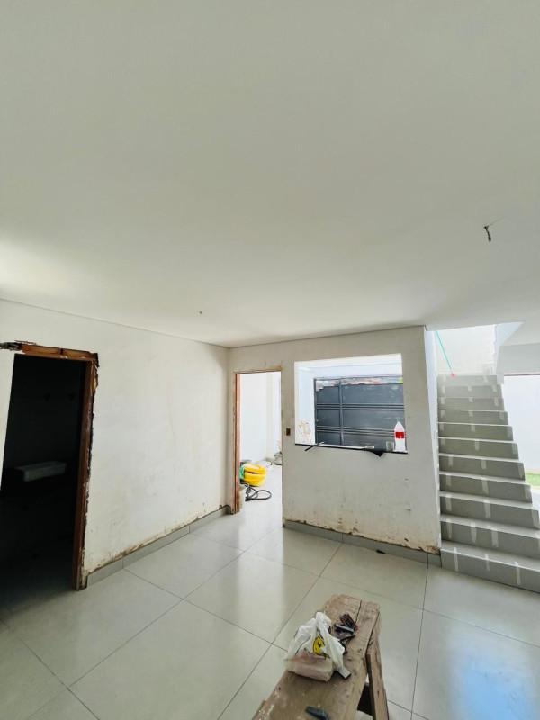 Casa, Monte Verde, 2 Quartos, 1 Vaga, 1 Suíte