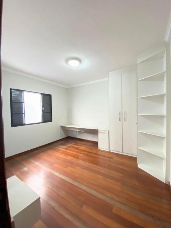 Casa, Parque São José, 3 Quartos, 2 Vagas, 1 Suíte