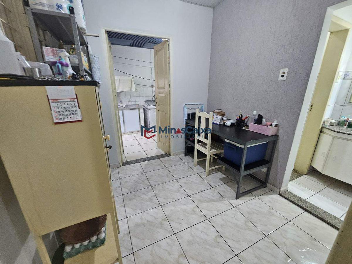 Casa, Vila dos Técnicos, 4 Quartos, 2 Vagas, 1 Suíte