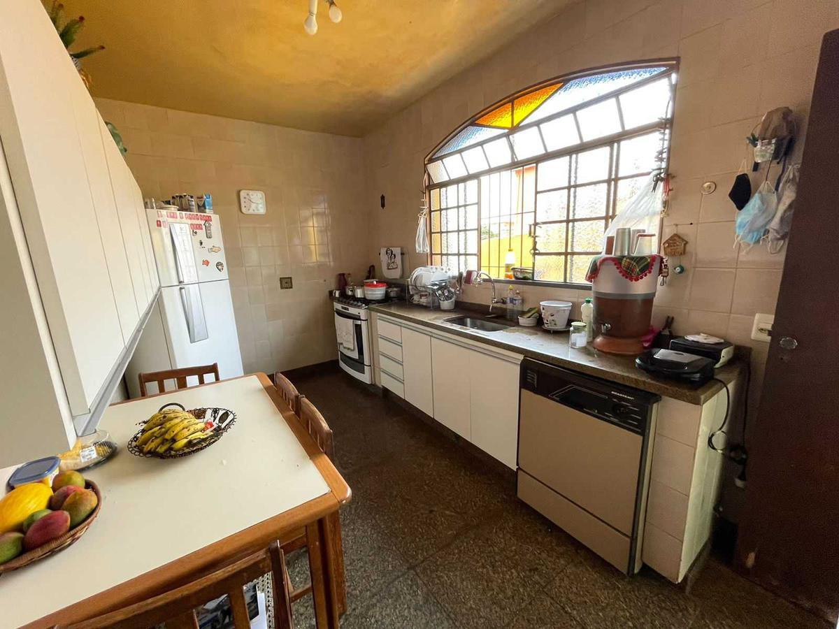Casa, Santa Terezinha, 4 Quartos, 4 Vagas, 1 Suíte