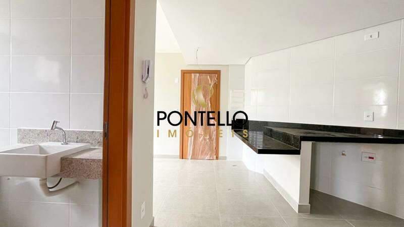 Apartamento, Funcionários, 2 Quartos, 1 Vaga, 1 Suíte