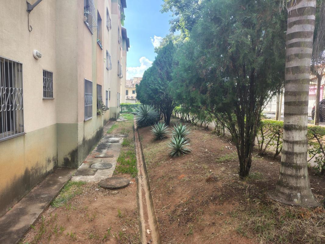 Apartamento, Santa Mônica, 2 Quartos, 1 Vaga