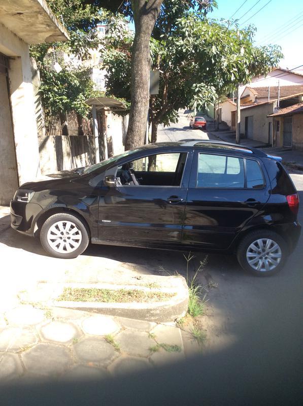 Volkswagen Fox 1.6 MI Total Flex 8v 5p