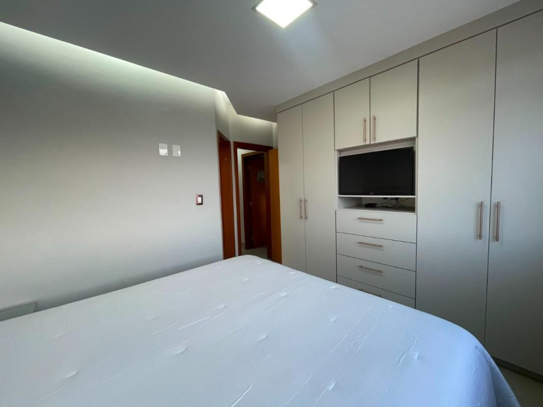 Cobertura, Jardim Riacho das Pedras, 4 Quartos, 2 Vagas, 1 Suíte
