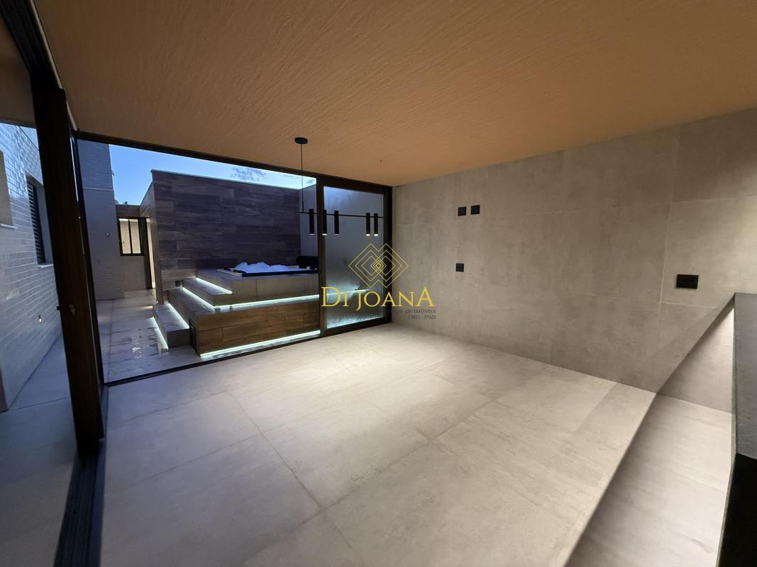 Apartamento, Centro, 4 Quartos, 3 Vagas, 4 Suítes