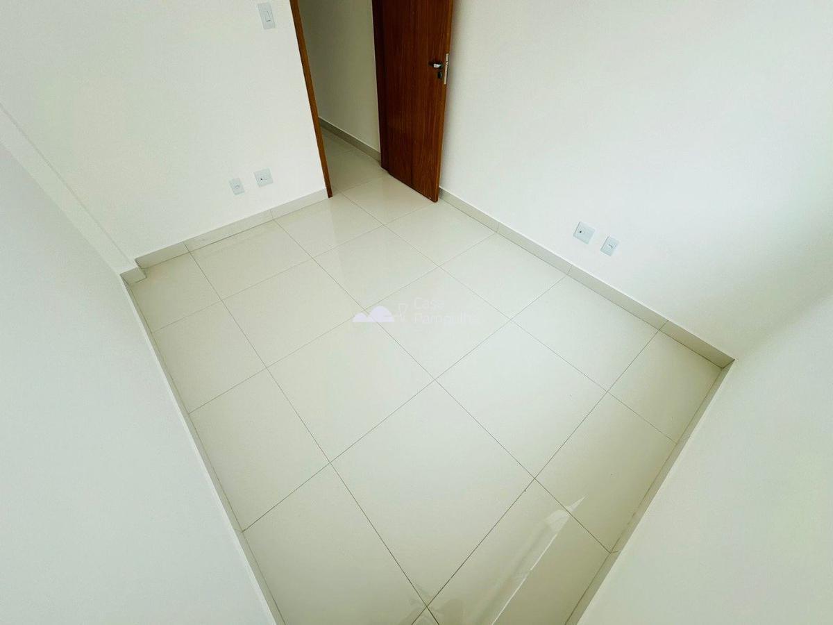 Casa, Jardim Guanabara, 2 Quartos, 0 Vaga