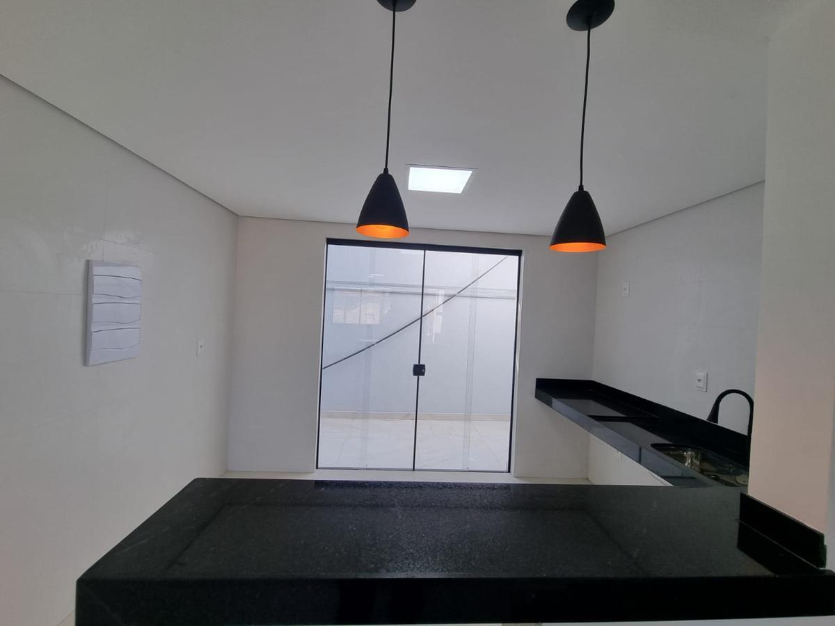 Casa, Planalto, 3 Quartos, 1 Vaga, 1 Suíte