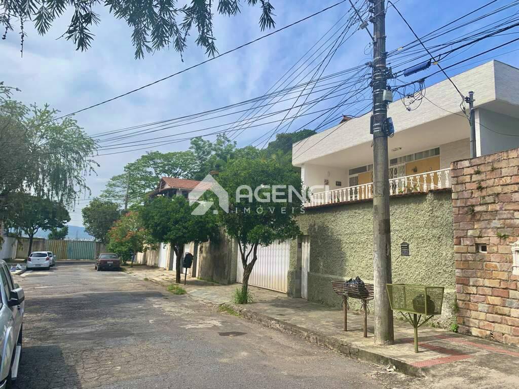 Casa, Santa Maria, 4 Quartos, 0 Vaga, 0 Suíte