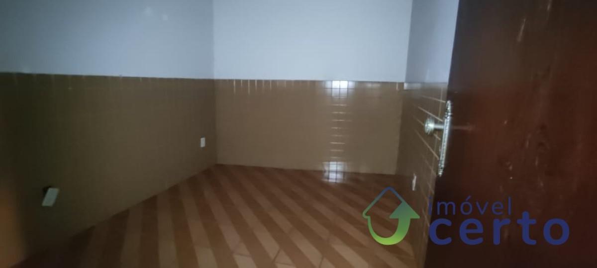 Casa, Camargos, 3 Quartos, 1 Vaga, 1 Suíte