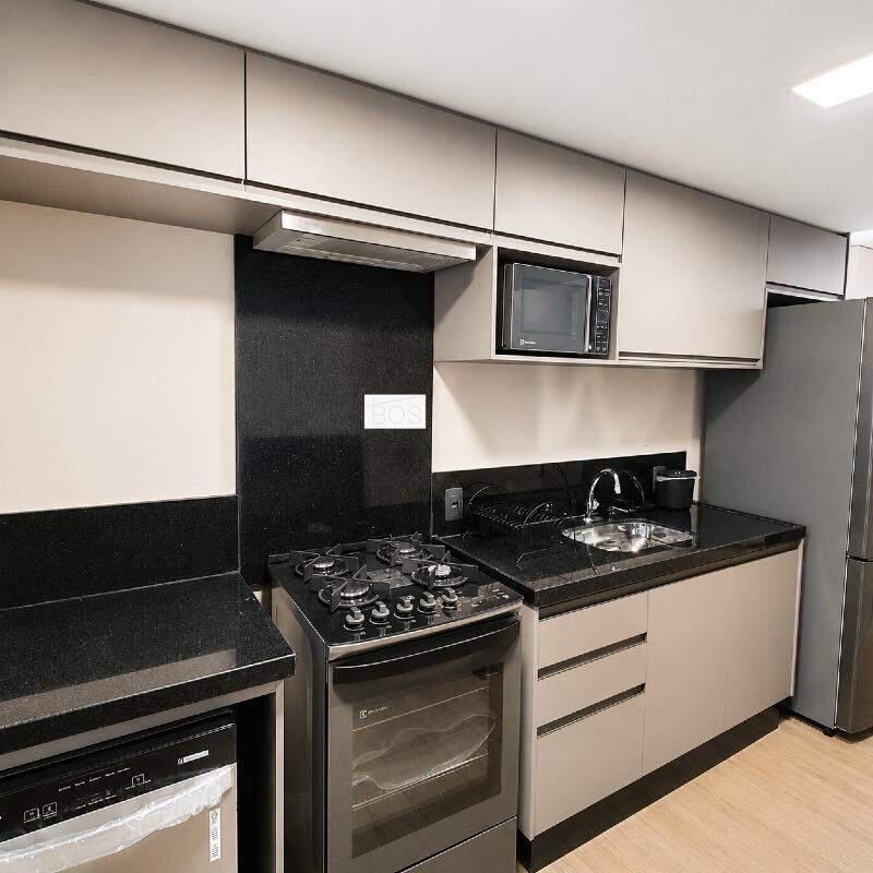 Apartamento, Estoril, 2 Quartos, 0 Vaga, 2 Suítes