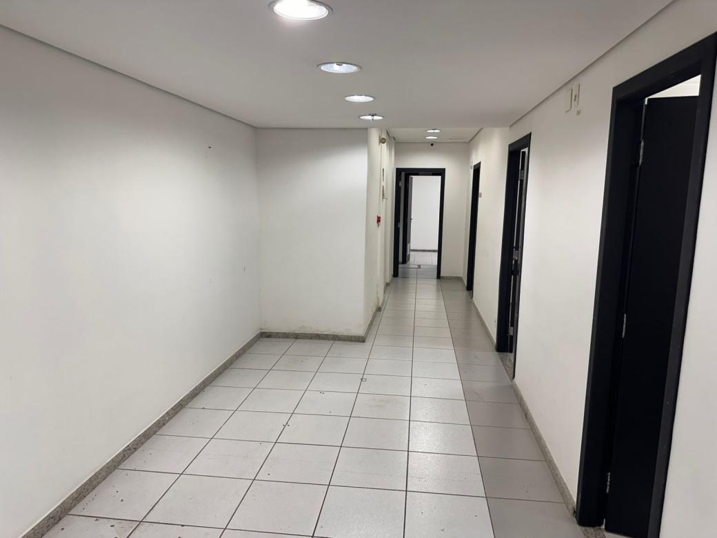 Loja, Funcionários