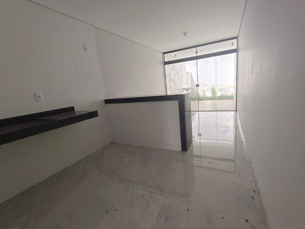 Casa, Candelária, 2 Quartos, 2 Vagas, 2 Suítes