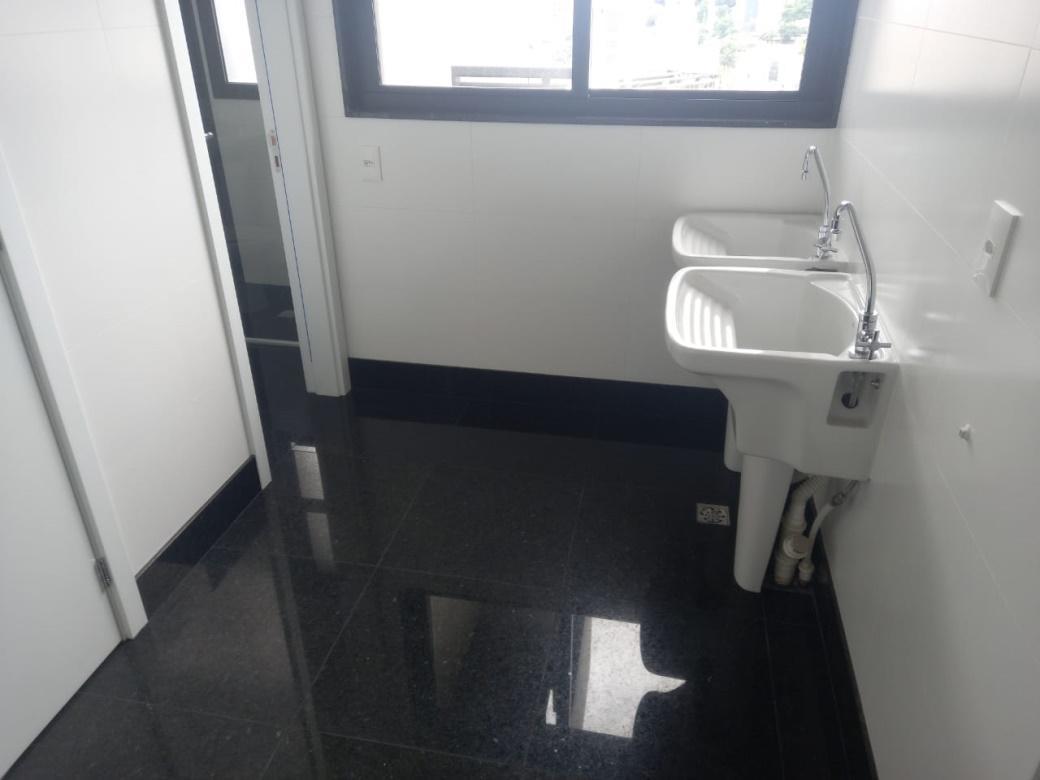 Apartamento, Serra, 4 Quartos, 4 Vagas, 3 Suítes