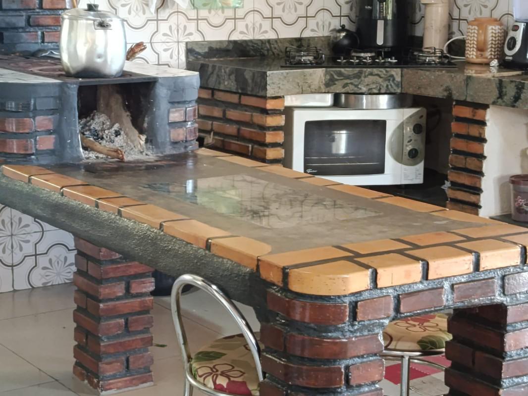 Fazenda, Centro, 3 Quartos, 3 Vagas, 1 Suíte