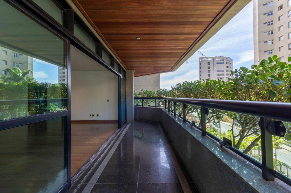 Apartamento, Serra, 4 Quartos, 5 Vagas, 2 Suítes