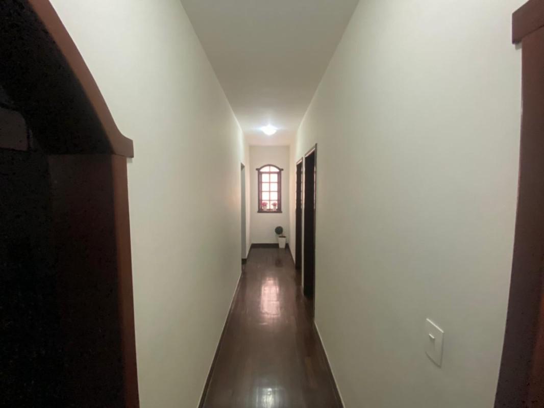Casa Comercial, Goiânia, 4 Quartos, 2 Vagas, 2 Suítes