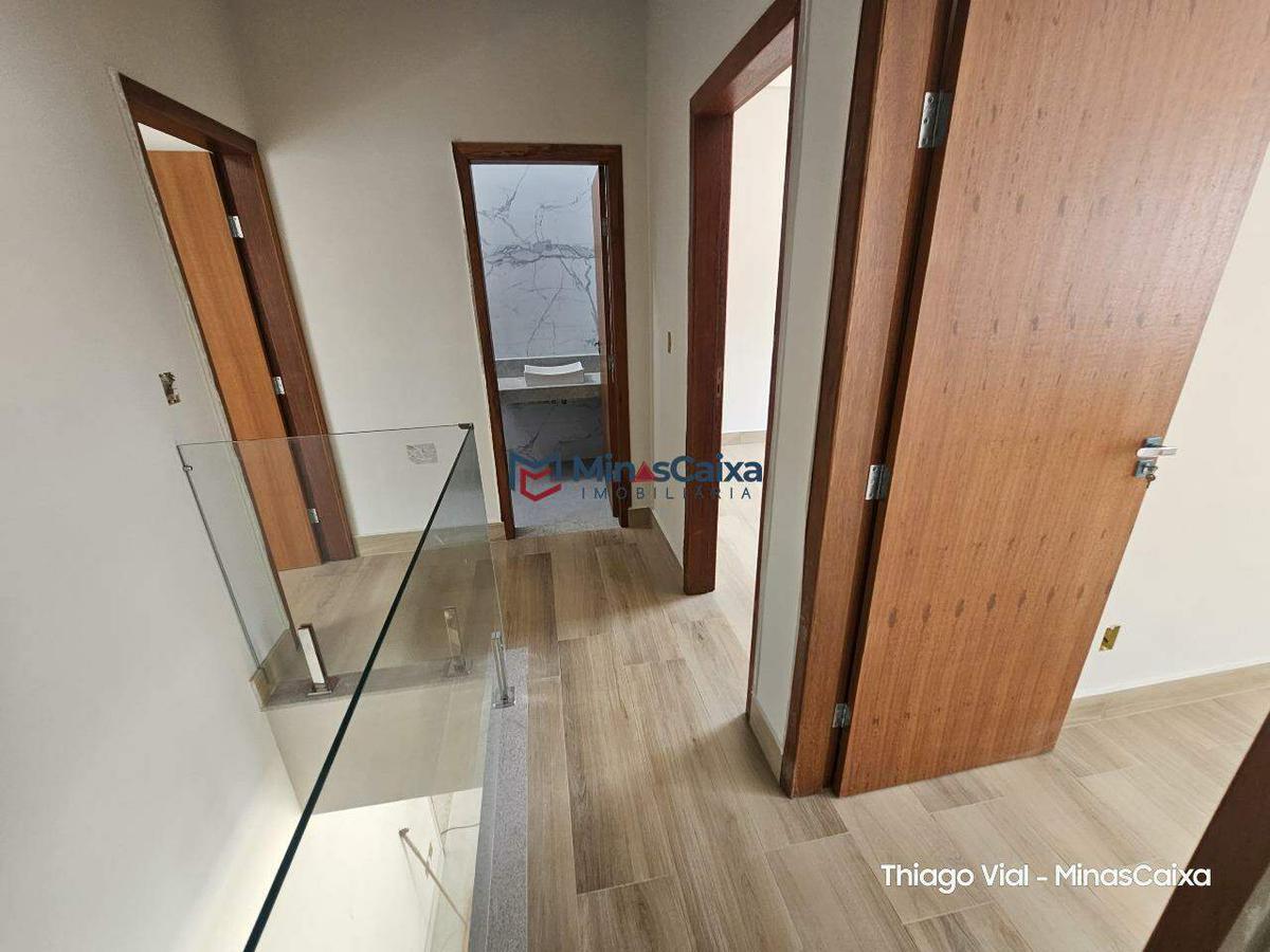 Casa, Quitandinha, 3 Quartos, 1 Vaga, 1 Suíte