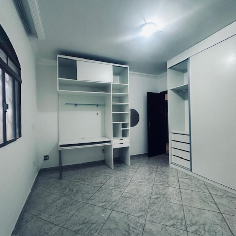 Casa, Jardim América, 2 Quartos, 1 Vaga, 1 Suíte