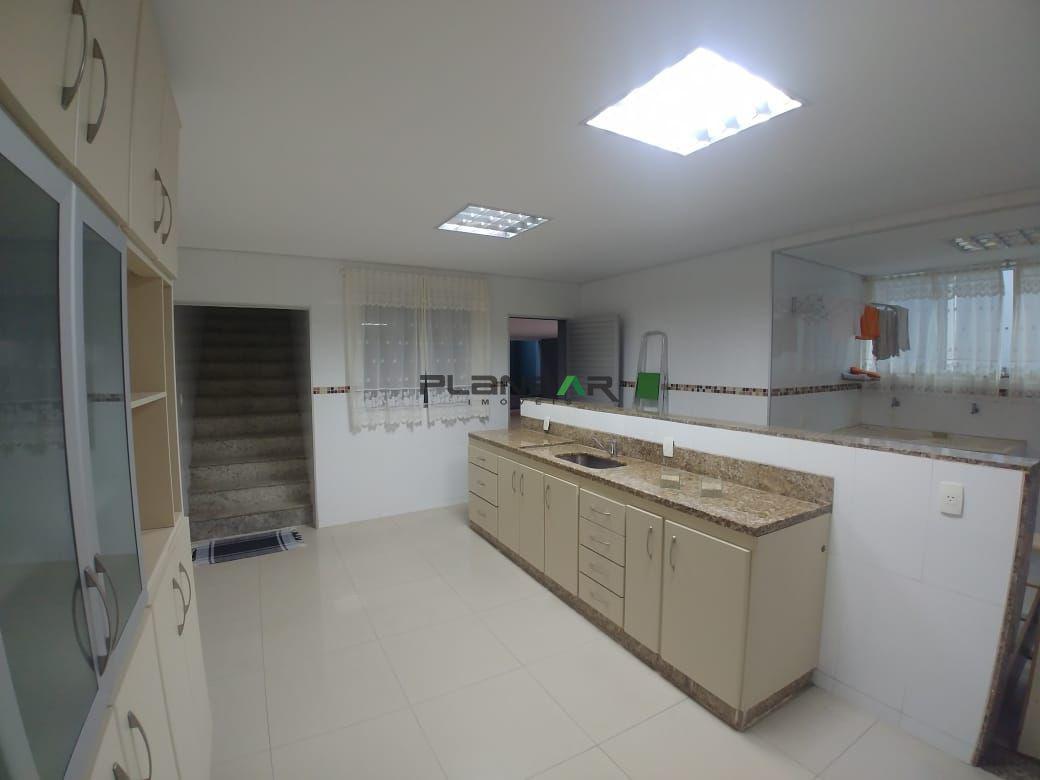 Casa, Jardim Riacho das Pedras, 3 Quartos, 4 Vagas, 3 Suítes