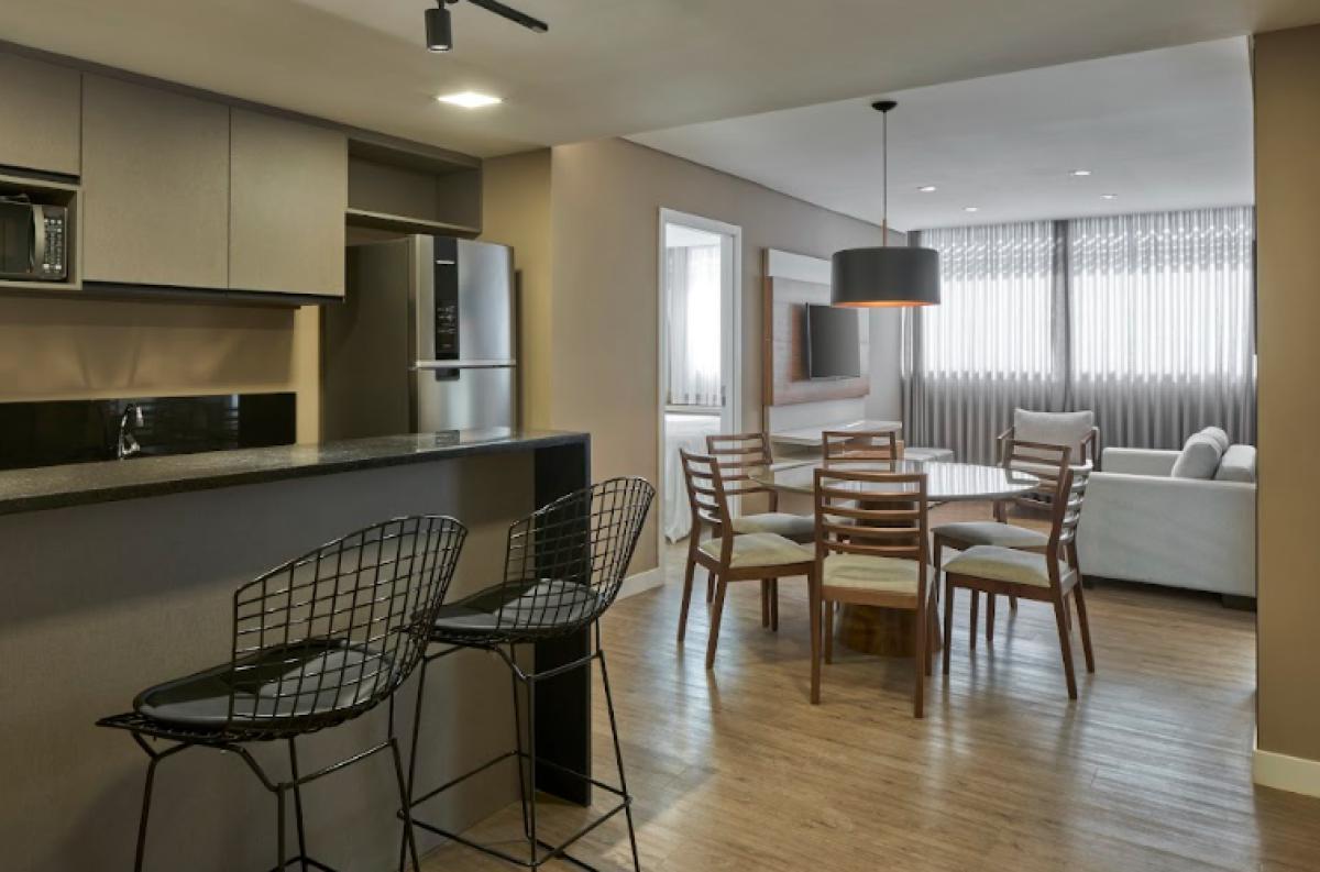 Apartamento, Estoril, 2 Quartos, 1 Vaga, 2 Suítes
