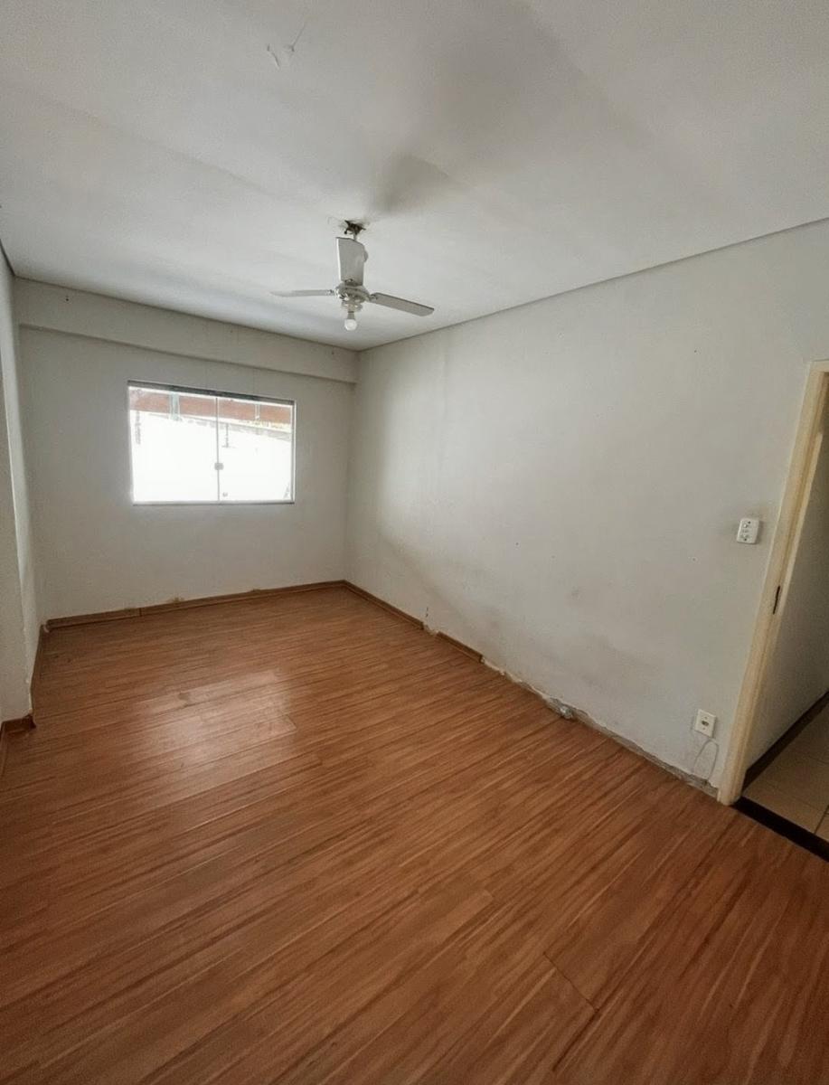 Casa, Venda Nova, 2 Quartos, 2 Vagas