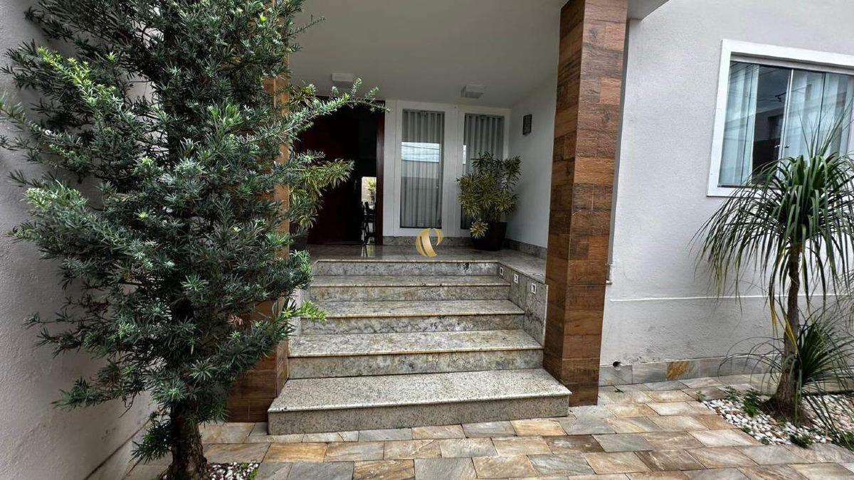 Casa, São Dimas, 3 Quartos, 2 Vagas, 2 Suítes