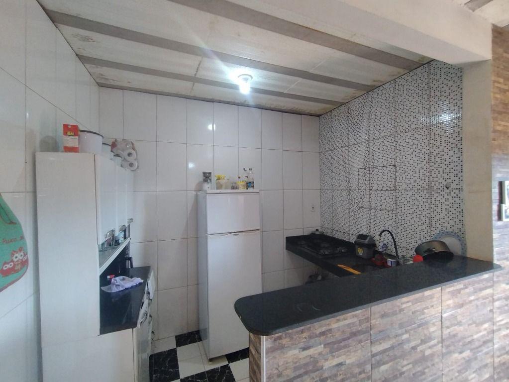 Casa, Santo Antônio (roça Grande), 4 Quartos, 0 Vaga