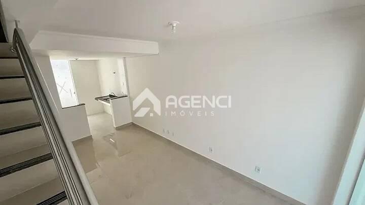 Casa, Piratininga (venda Nova), 2 Quartos, 0 Vaga, 2 Suítes