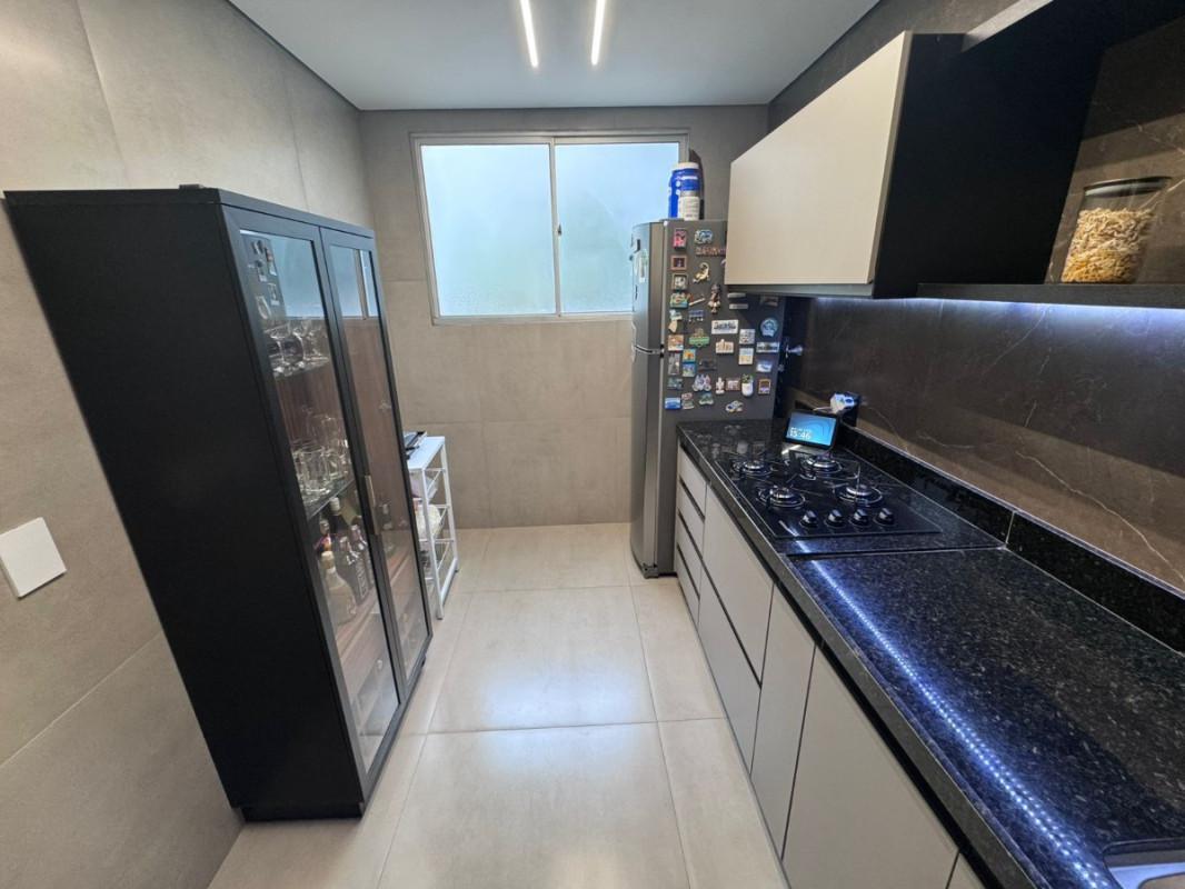 Apartamento, Castelo, 3 Quartos, 2 Vagas, 1 Suíte
