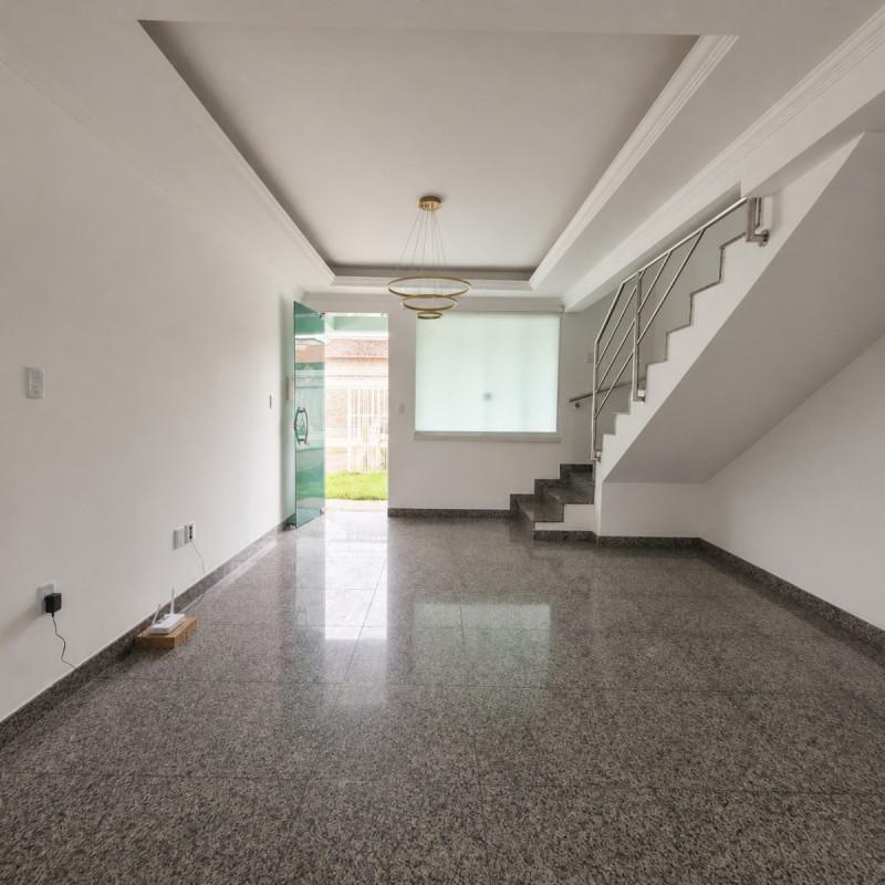 Casa, Santa Terezinha, 2 Quartos, 2 Vagas, 1 Suíte