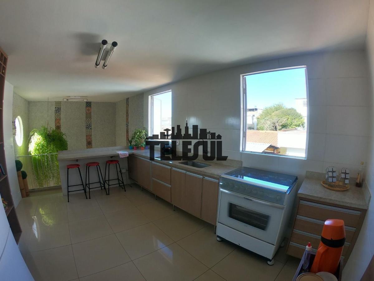 Casa, Vila Nossa Senhora dos Anjos, 4 Quartos, 2 Vagas, 2 Suítes