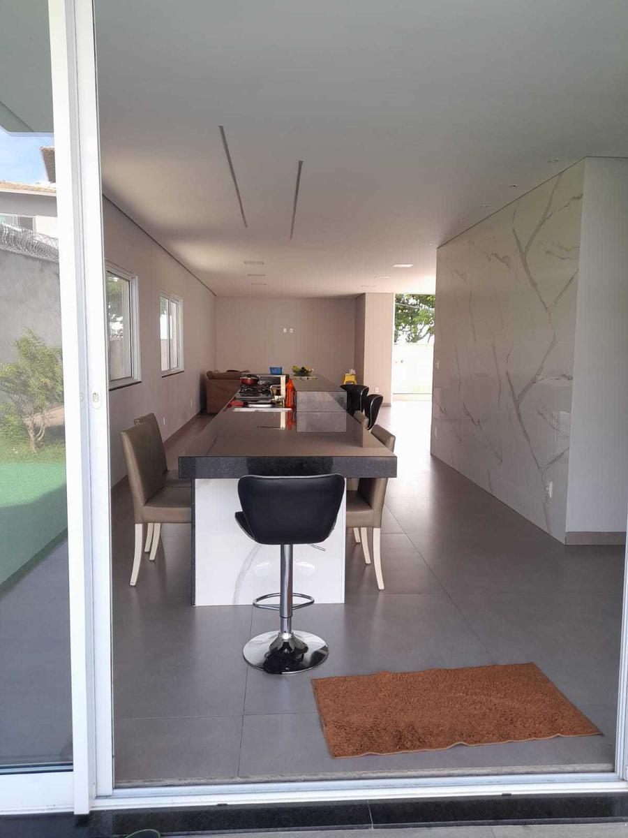 Casa, Cabral, 4 Quartos, 6 Vagas, 3 Suítes