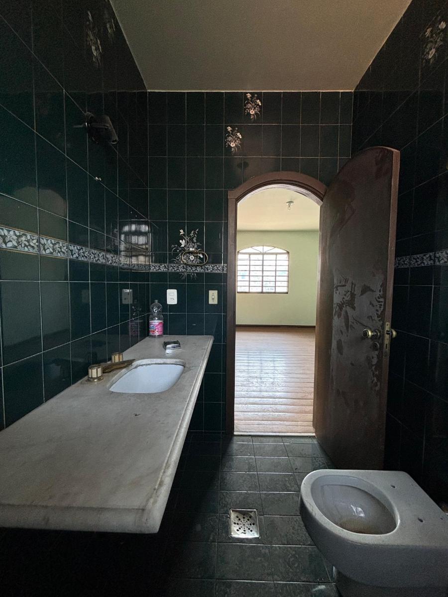 Casa, Carlos Prates, 6 Quartos, 2 Vagas
