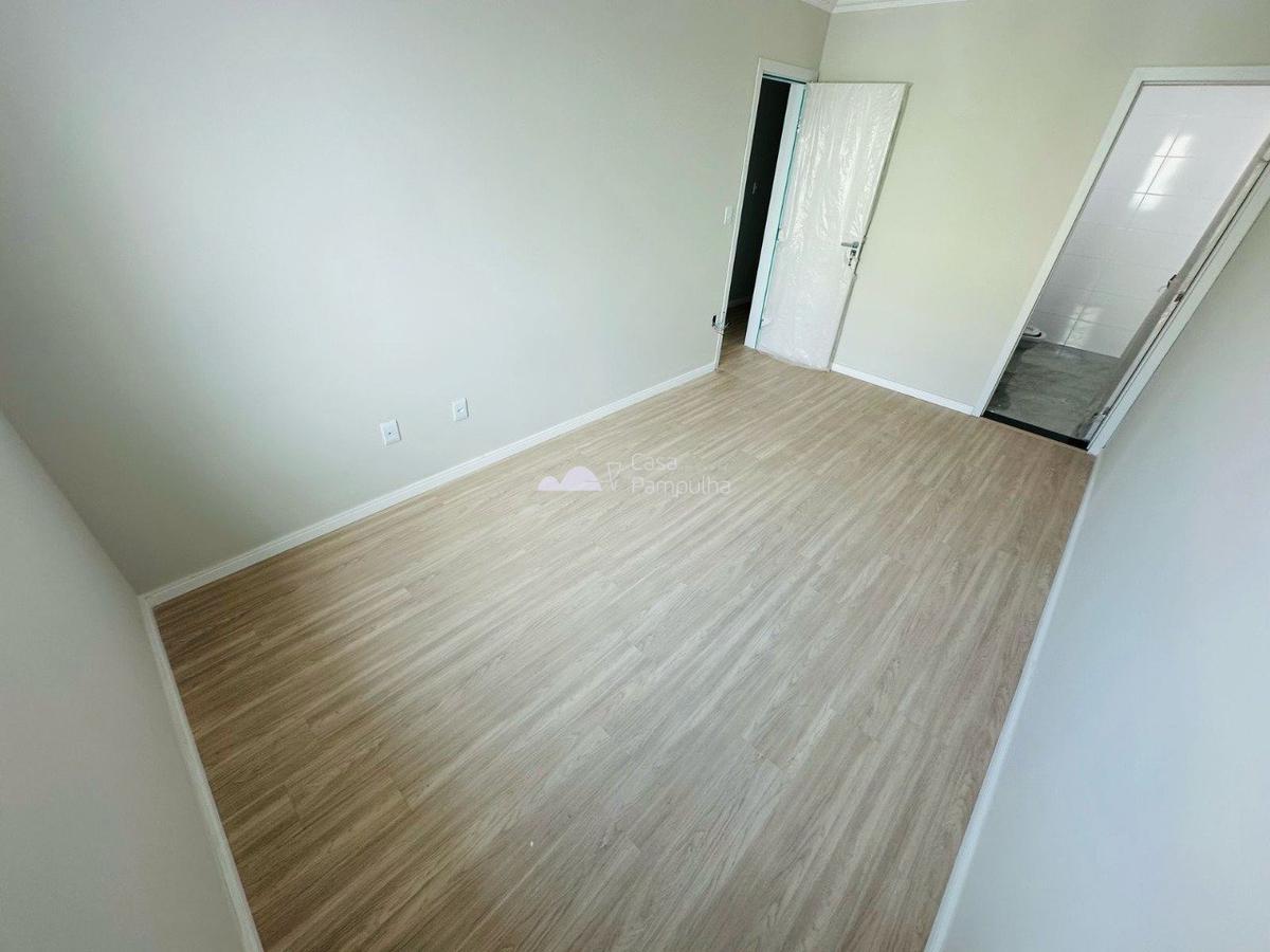 Casa, Candelária, 3 Quartos, 2 Vagas, 1 Suíte