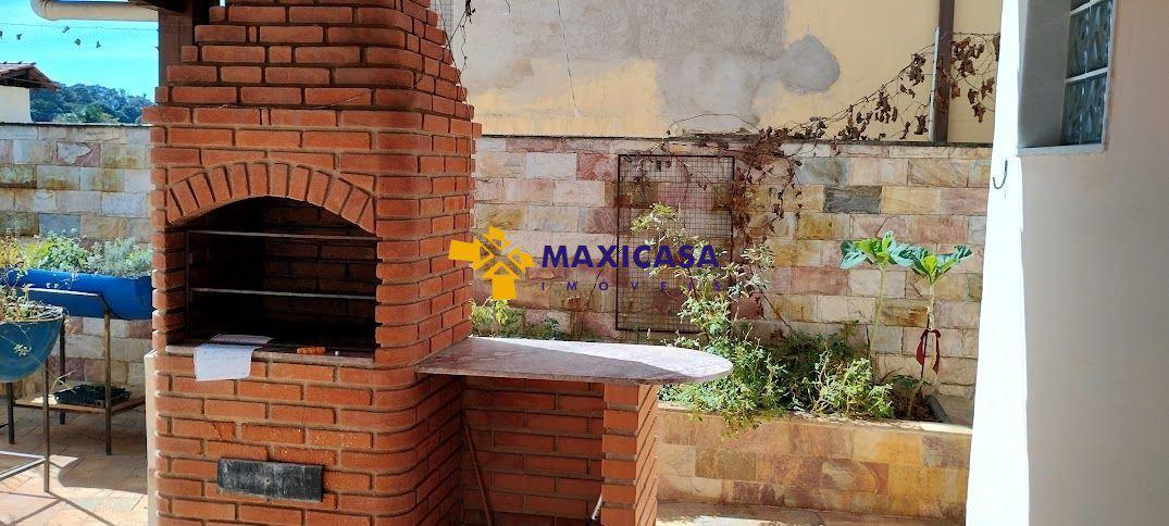 Casa, São José (pampulha), 6 Quartos, 4 Vagas, 2 Suítes