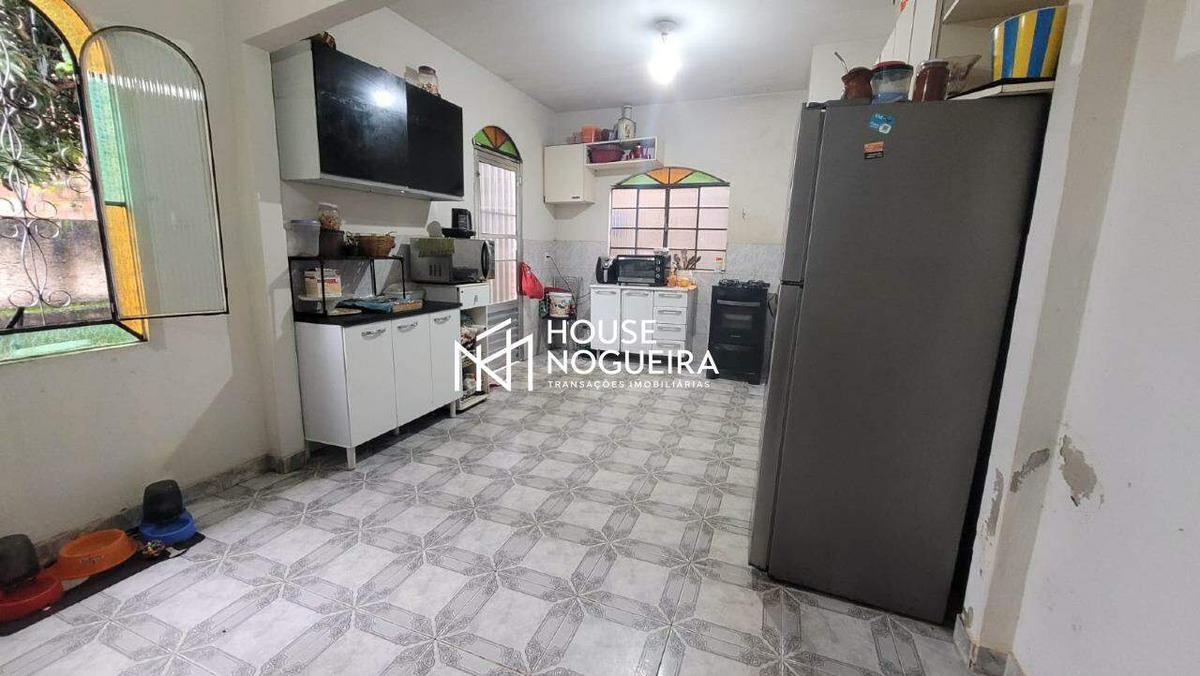 Casa, Araguaia, 3 Quartos, 2 Vagas, 2 Suítes