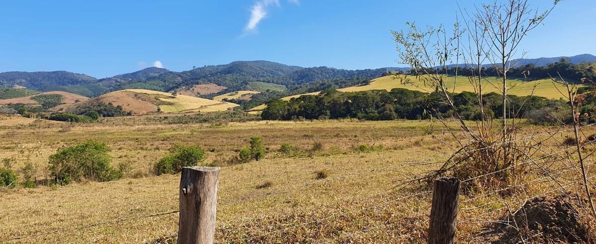 Fazenda, Zona Rural, 6 Quartos, 0 Vaga, 2 Suítes