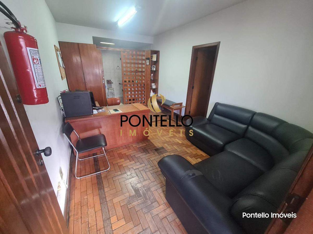 Casa, Caiçaras, 5 Quartos, 4 Vagas, 1 Suíte